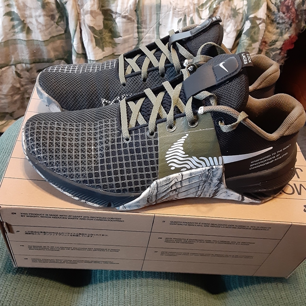 Metcons 8s womens size 9